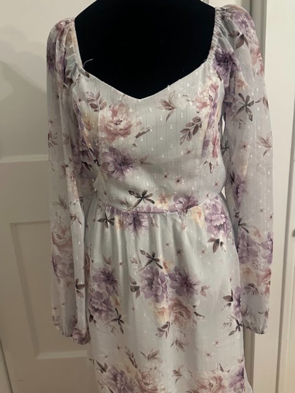 Beautiful Altar'd State dress, lavender and cream floral